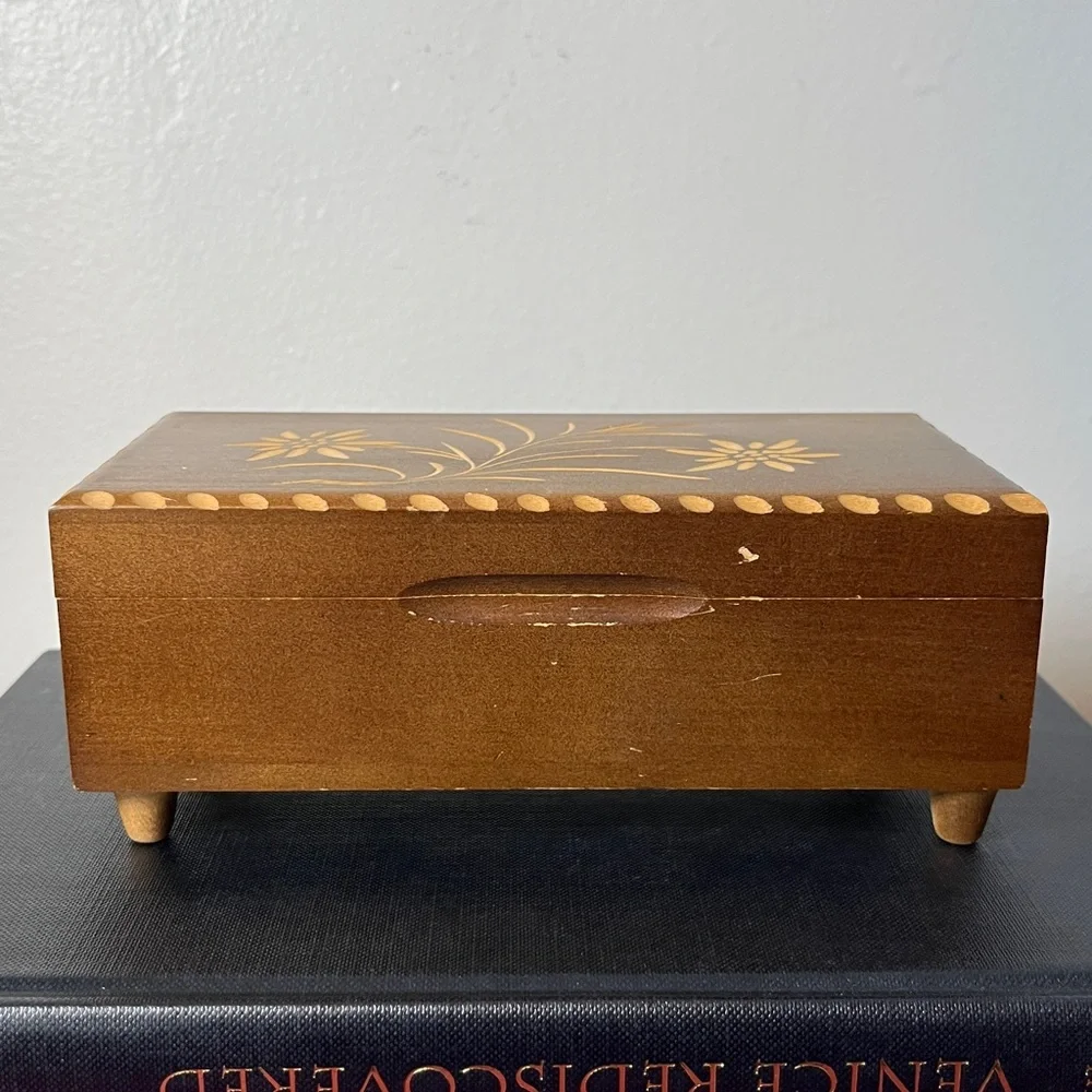 Vintage Hand Carved‎ Swiss Wooden Music Jewelry Box w Edelweiss Floral Design